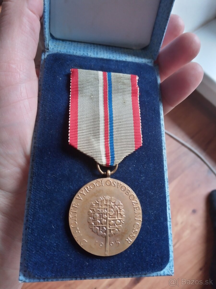 Medaila.Odznaky.Plaketa. - 2