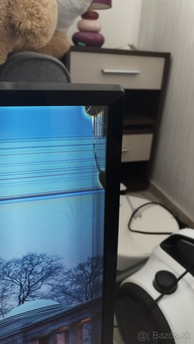 LG 43" 4k Smart TV - 2