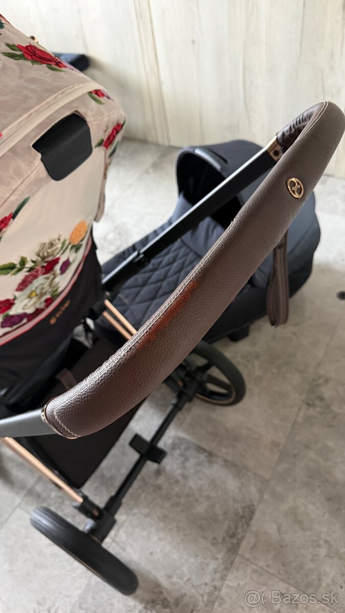 Cybex PriamFrame Rosegold Spring Blossom - 2
