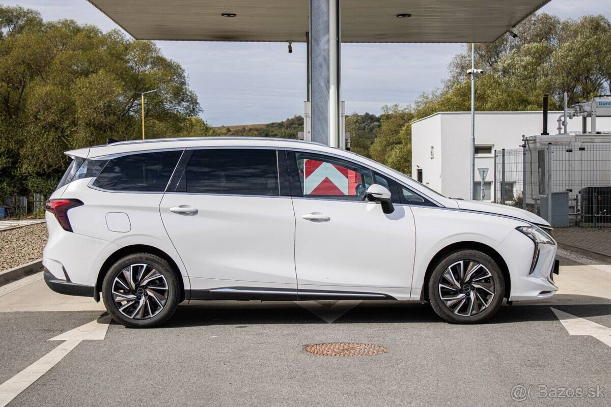 DongFeng 1.5 Turbo A/T 7-Miestne - 2