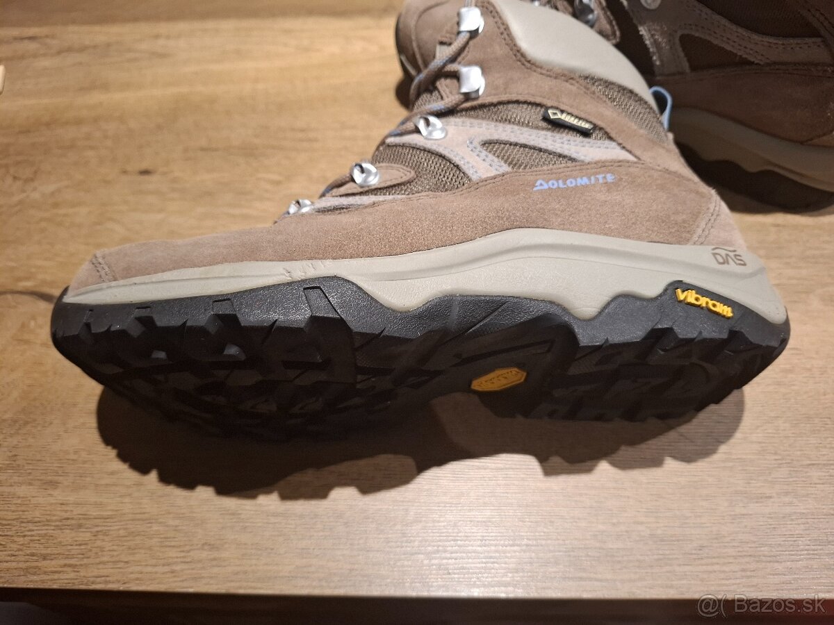 Turistická dámska obuv - 2