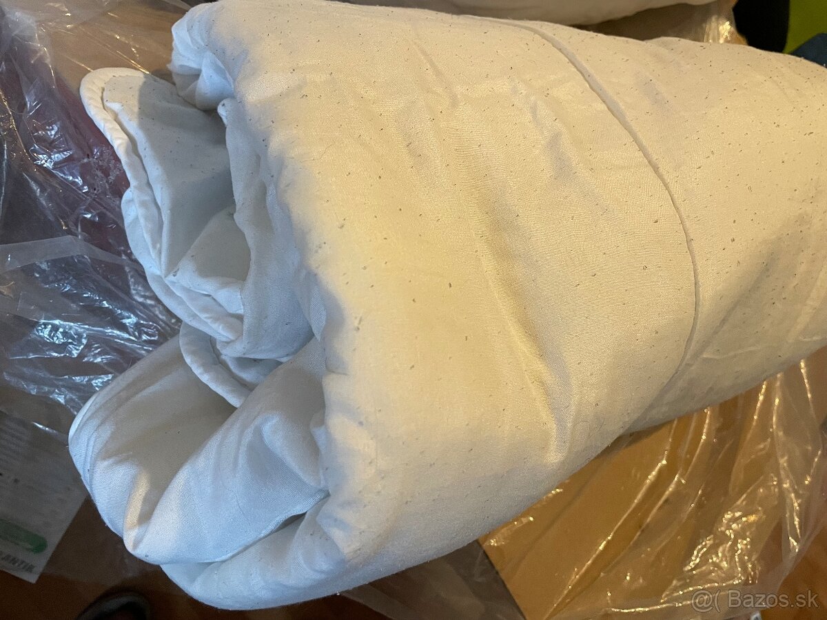 PERINY PAPLONY Z HUSAC PERIA NOVE + DEKY + PAPLON + VANKUSE - 2