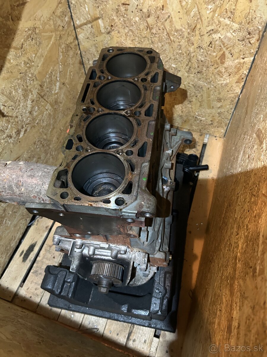 Predám blok motora 2,2 multijet Fiat Ducato - 2