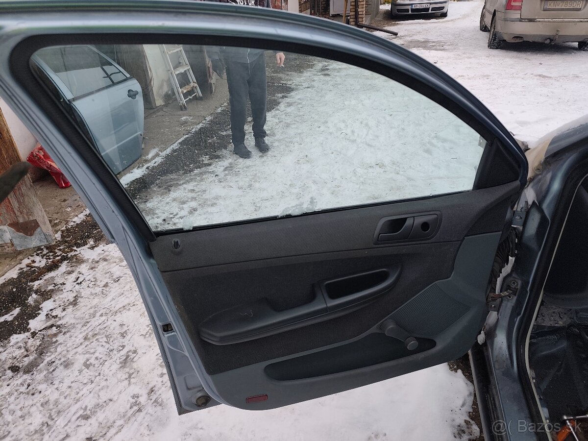 Predám dvere Škoda Fabia 1 combi - 2