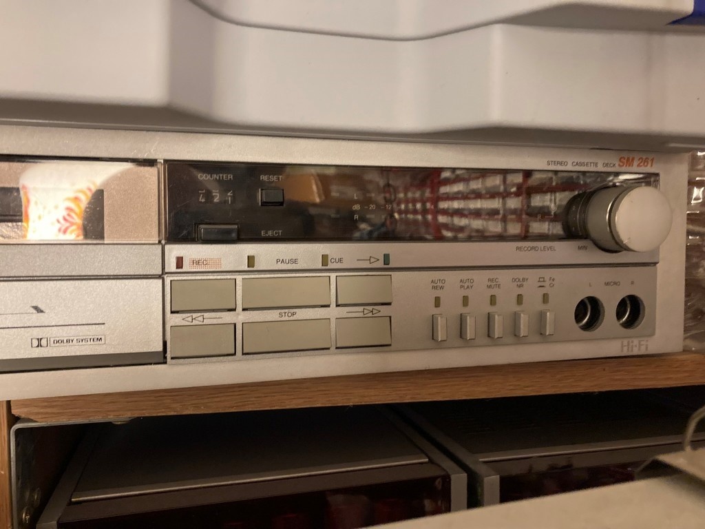 Kazetový magnetofón Tesla SM261 - 2