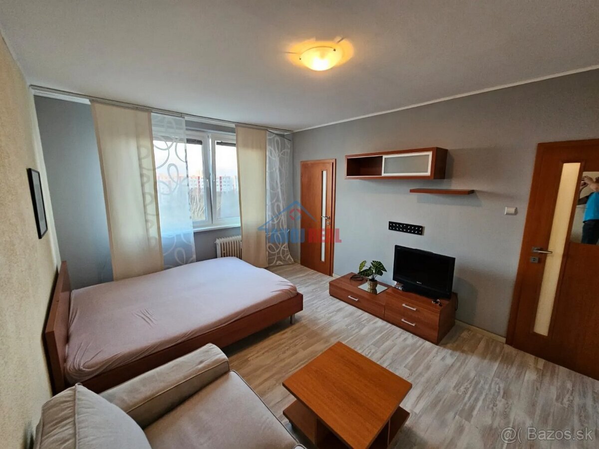 1 -IZB zariadený byt, Pod. Biskupice - 2