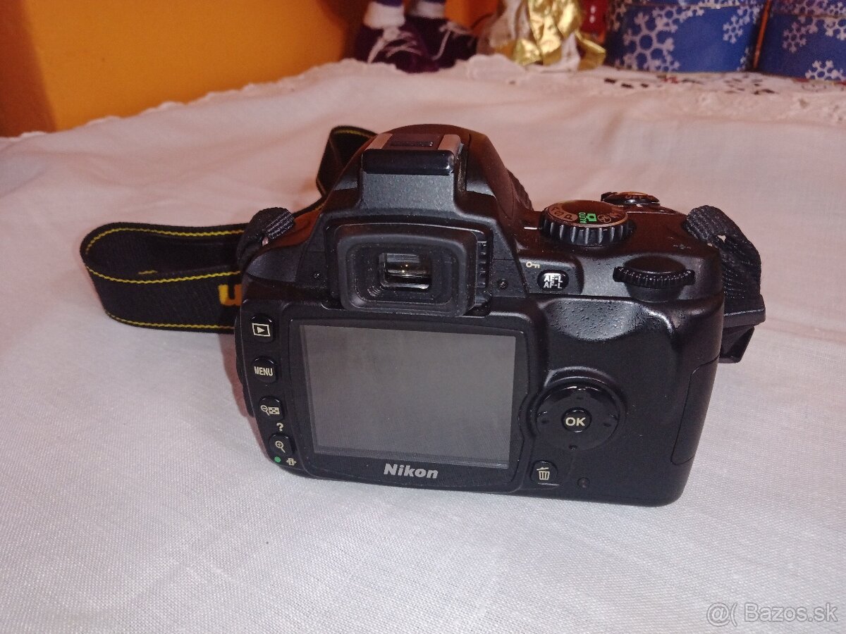 Nikon D40 - 2