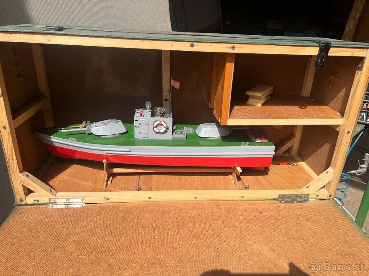 Predám drevený model lode - 2