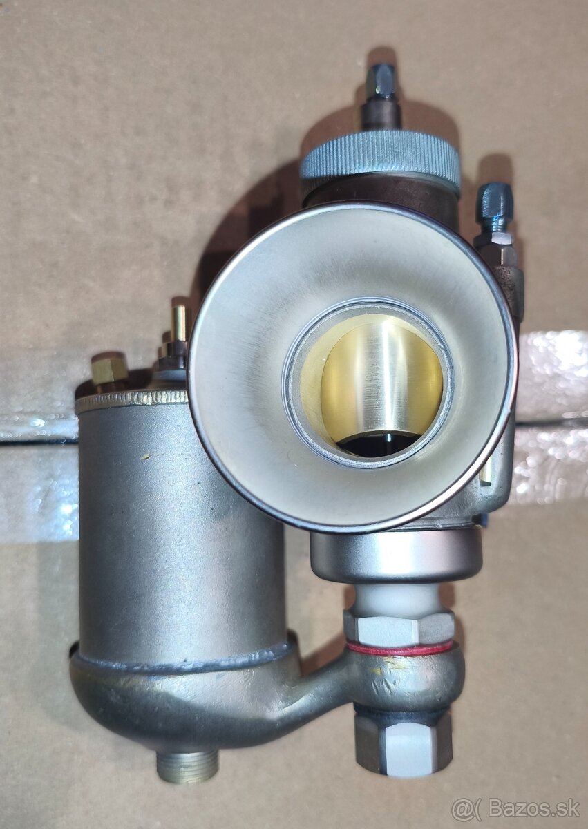 Predám bronzový karburátor Amac 15MDY - objímkový - 2