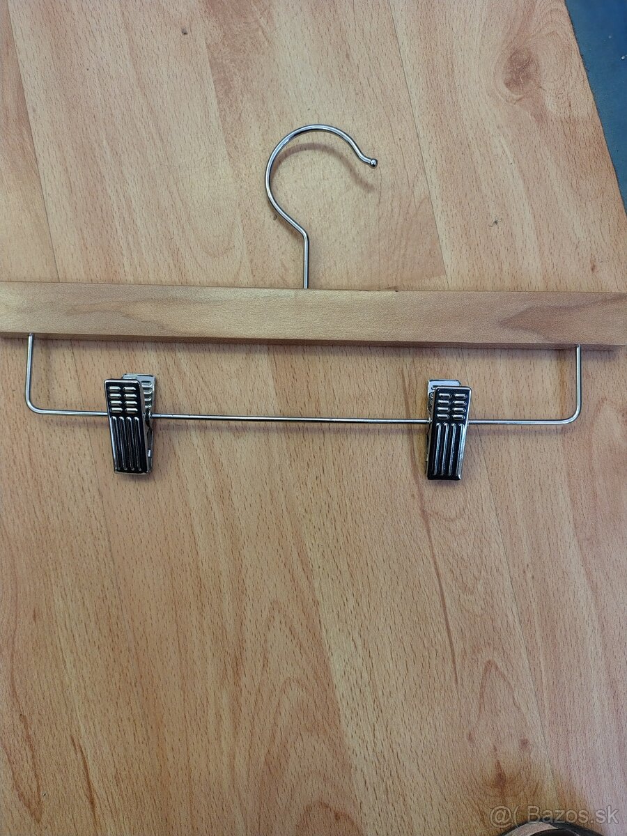 Detský drevený vešiak stipcový - 2