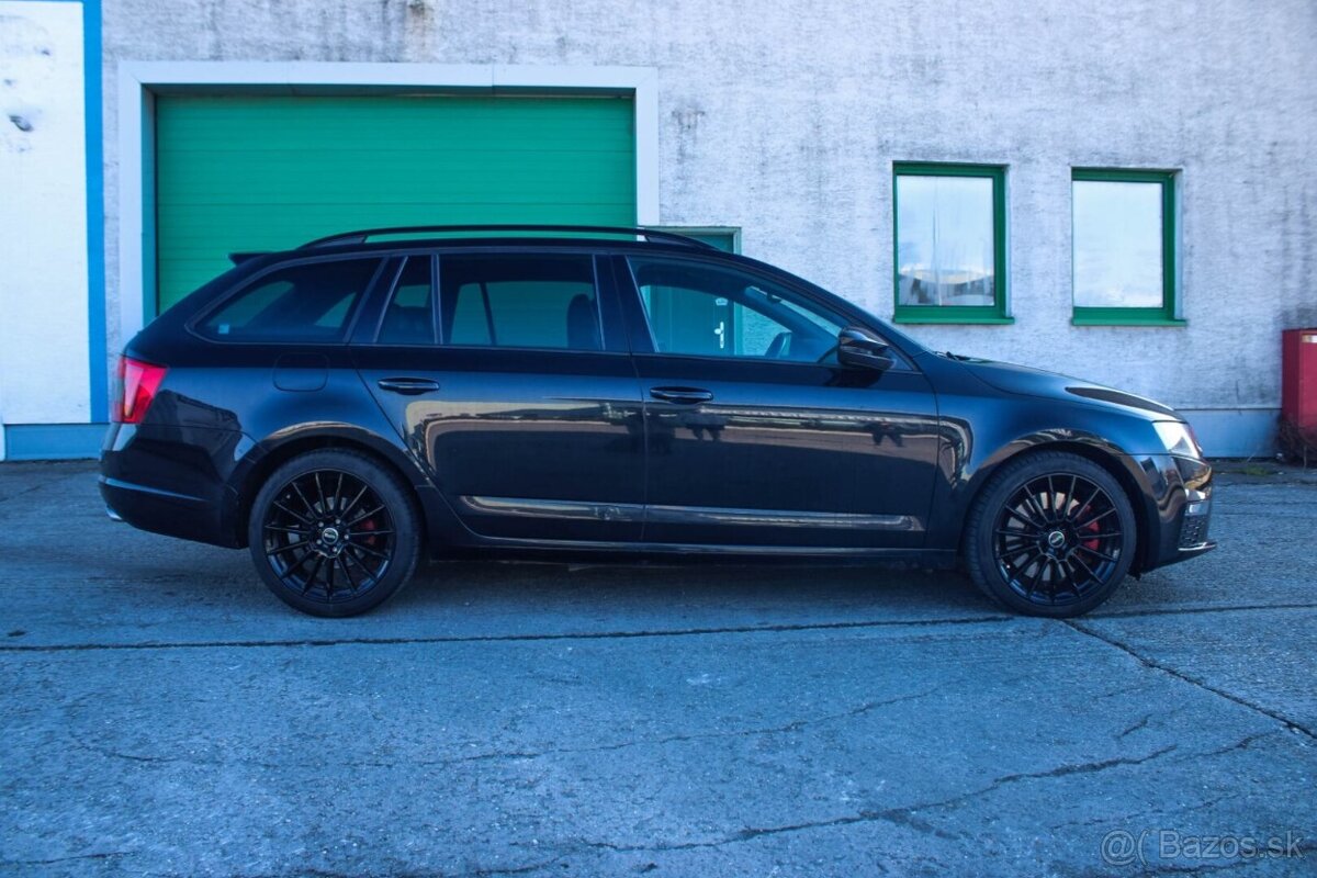 Škoda Octavia Combi 2.0 TDI RS DSG - 2