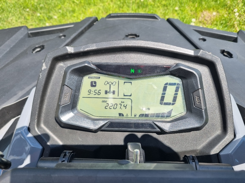 predám CF MOTO CFORCE 850 XC - 2