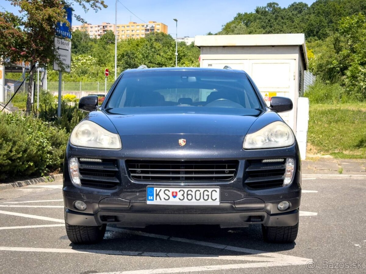 Porsche Cayenne 3.0 V6 - 2