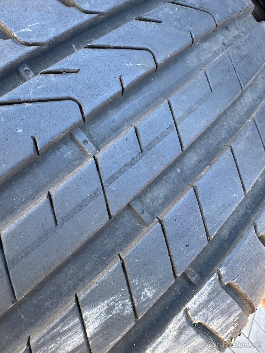 235/55R19 Pirelli - 2