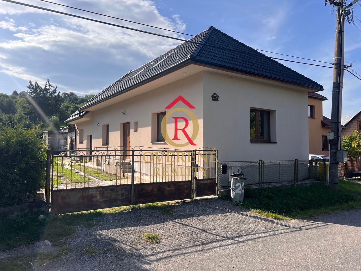 REZERVOVANÉ Víkendový rodinný dom pri Liptovskej Mare - 2