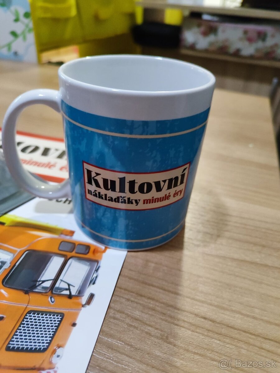 Škoda 706 schörling 1/43 + hrnček - 2