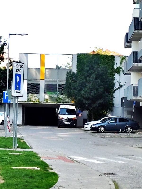 Prenaj.vnútorné GS, Jégého alej, Nivy - 2