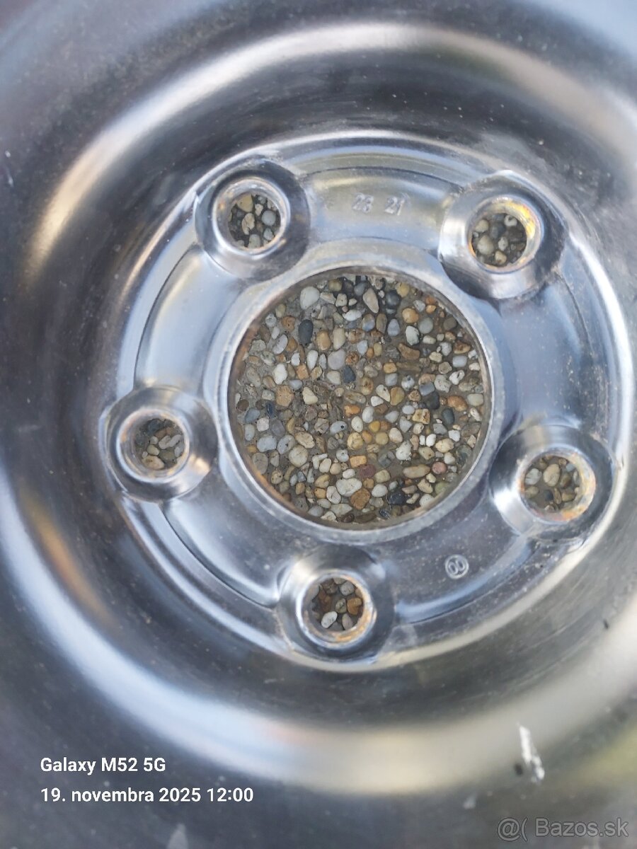 Predam plechove disky - 2