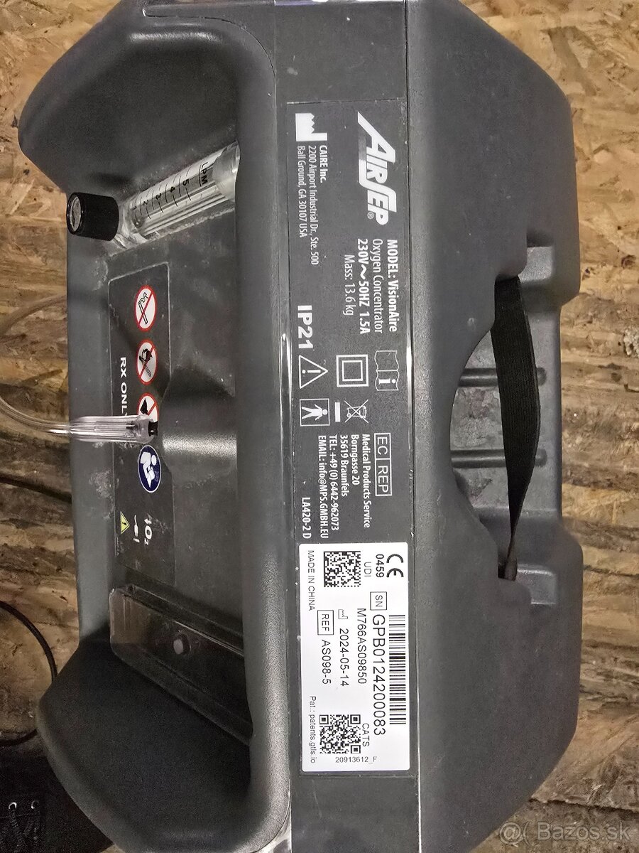 Kyslíkový koncentrátor CAIRE VisionAire - 2