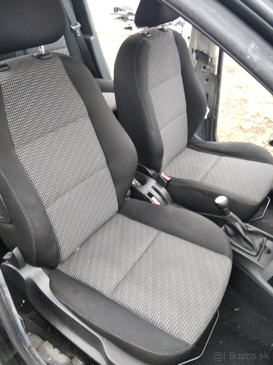 PEUGEOT 207 5D. SW ,COMBI SEDADLÁ - 2