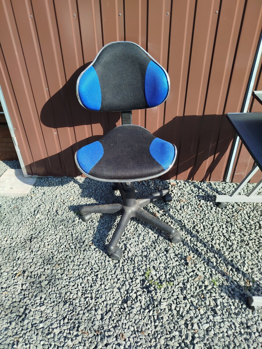 Otočná stolička - 2