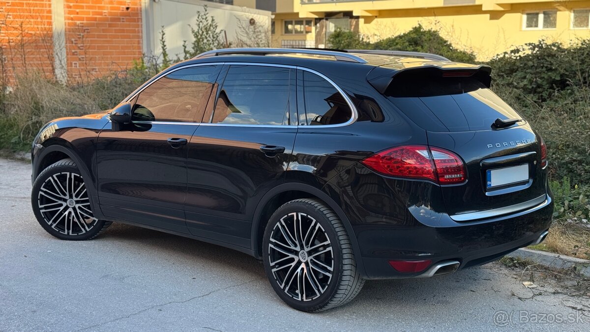 Predám Porsche Cayenne 3.0tdi 180kw 2014 - 2