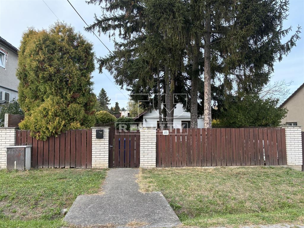 Predaj 3-izbového rodinného domu v Šaštín-Stráže (časť... - 2