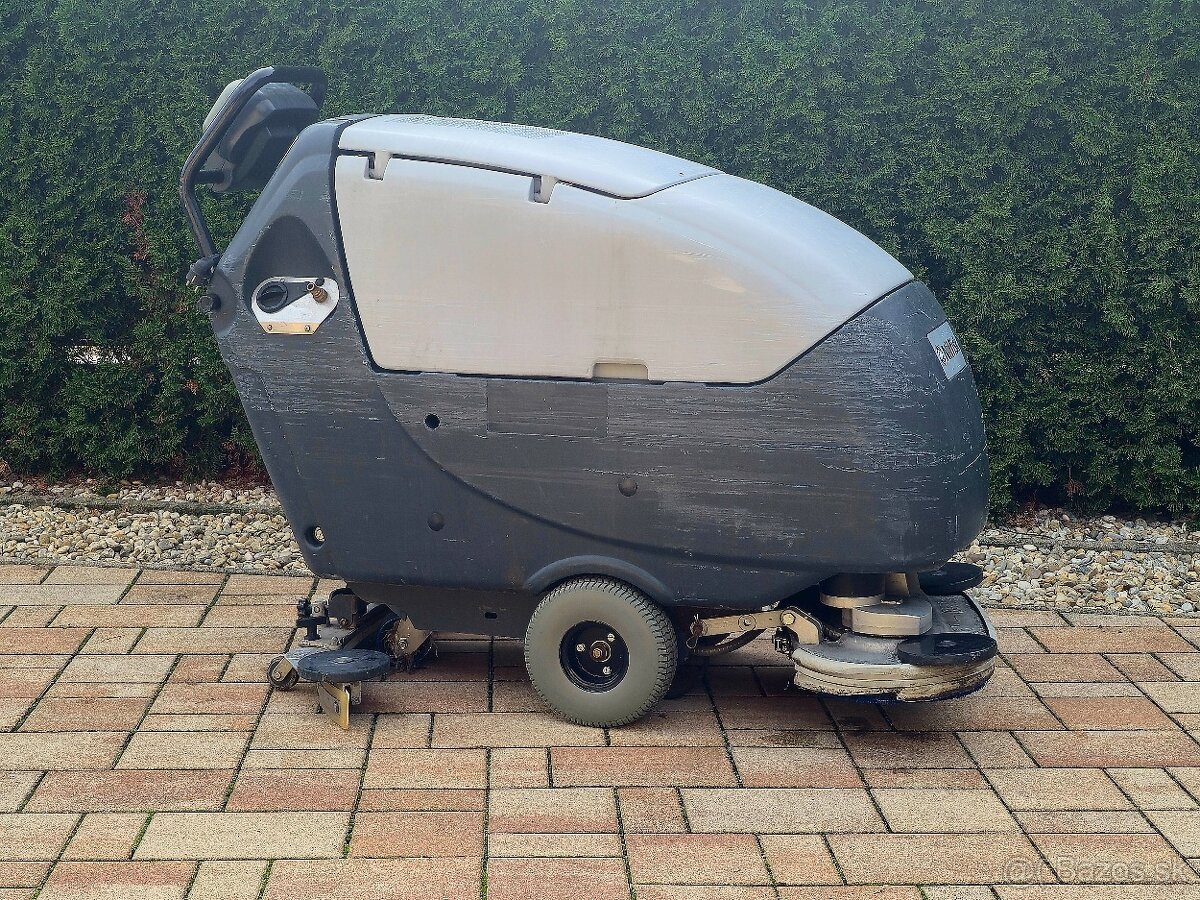 Podlahový čistiaci stroj Nilfisk BA 651 - 2