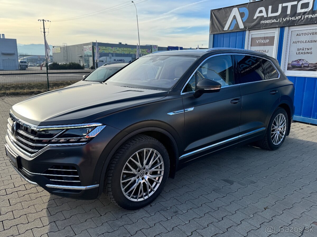 Volkswagen Touareg 3.0 V6 TDI SCR 286k elegance MATTE BLACK - 2