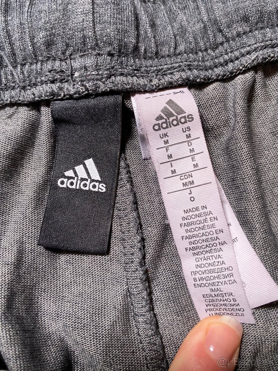 Pánske športové šortky Adidas, sivé, veľkosť M - 2