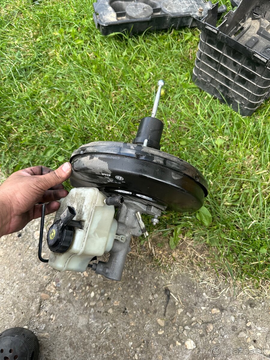 Posilovač brzd golf 5 octavia 2 passat - 2