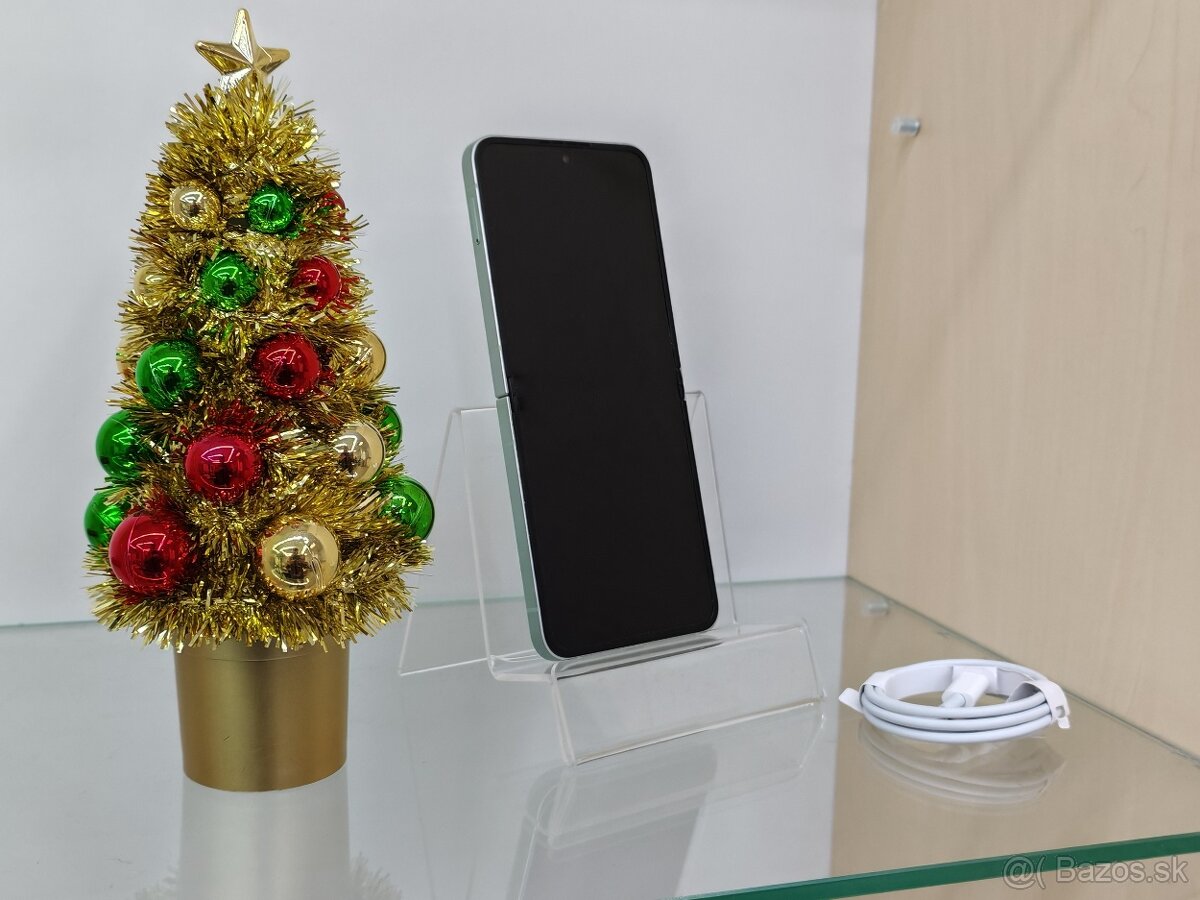 Samsung Galaxy Z Flip6 256GB Mint | ZÁRUKA - 2