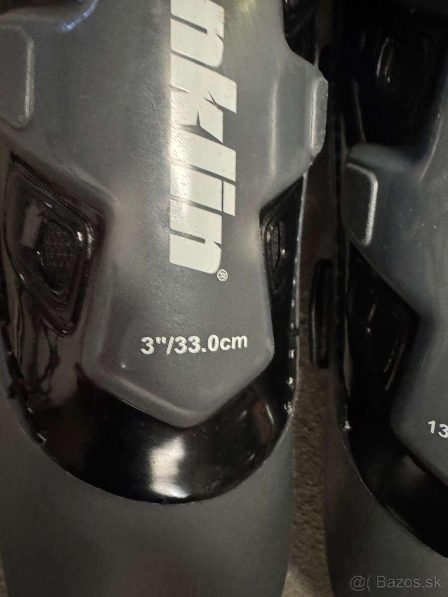 Predam hokejbalove holenne chranice - 2