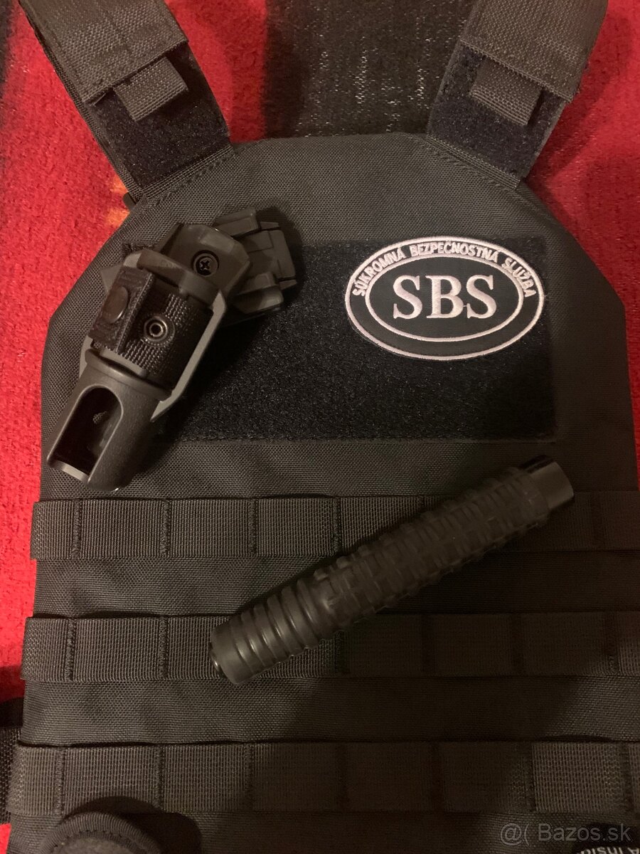 Obušok,vesta a púzdra - 2