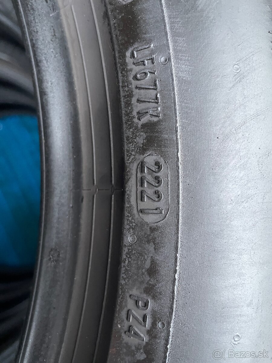 Letne Pirelli PZERO PZ4 235/50 R19 99W DOT2221, 353 - 2