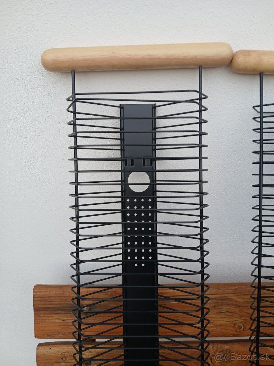 Techpoint kovové stojany na CD/DVD - 2