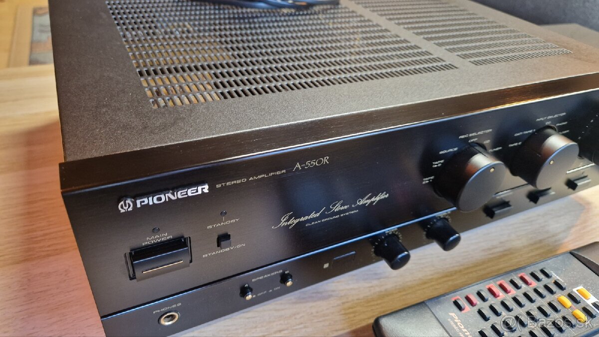 Pioneer A-550R - 2