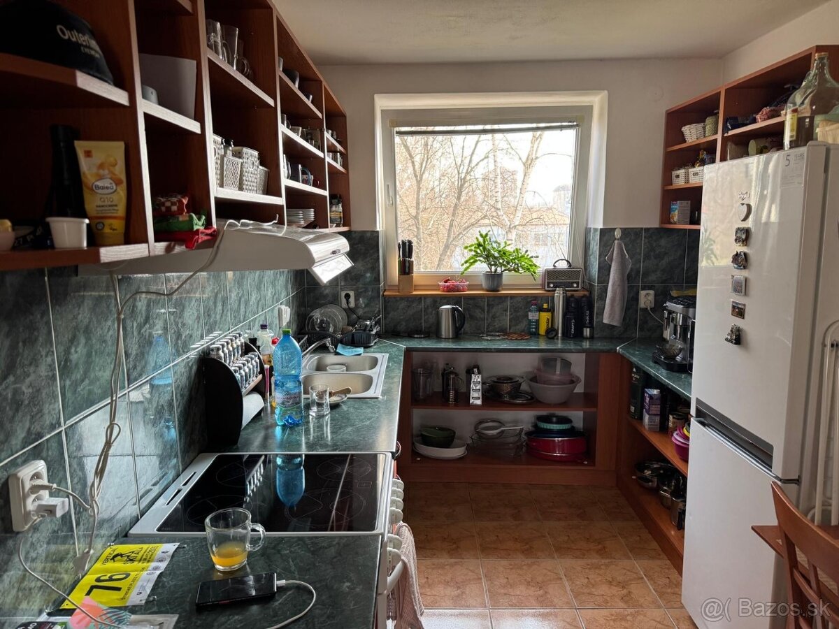 2- izbový byt s balkónom vo Vrútkach - 2