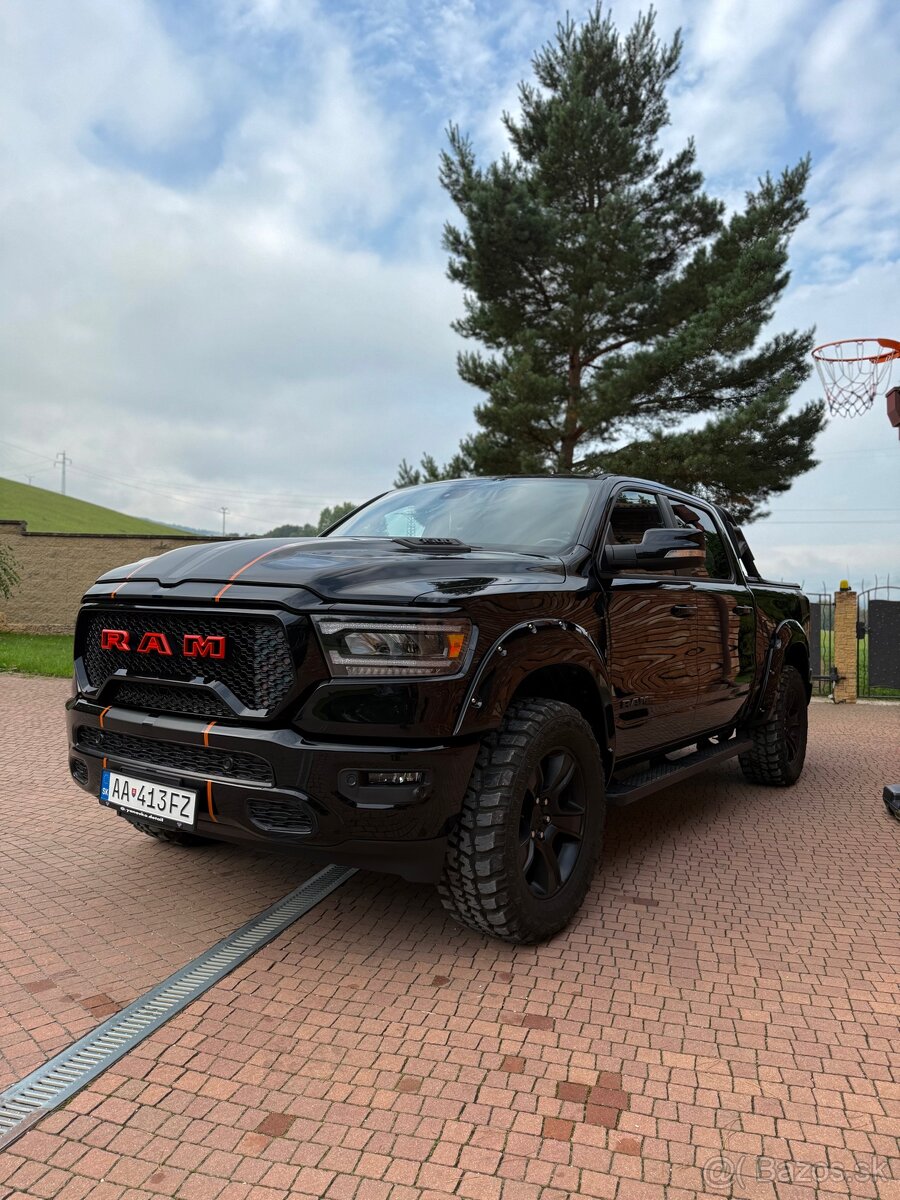 Dodge RAM 1500 Bighorn sport 2021