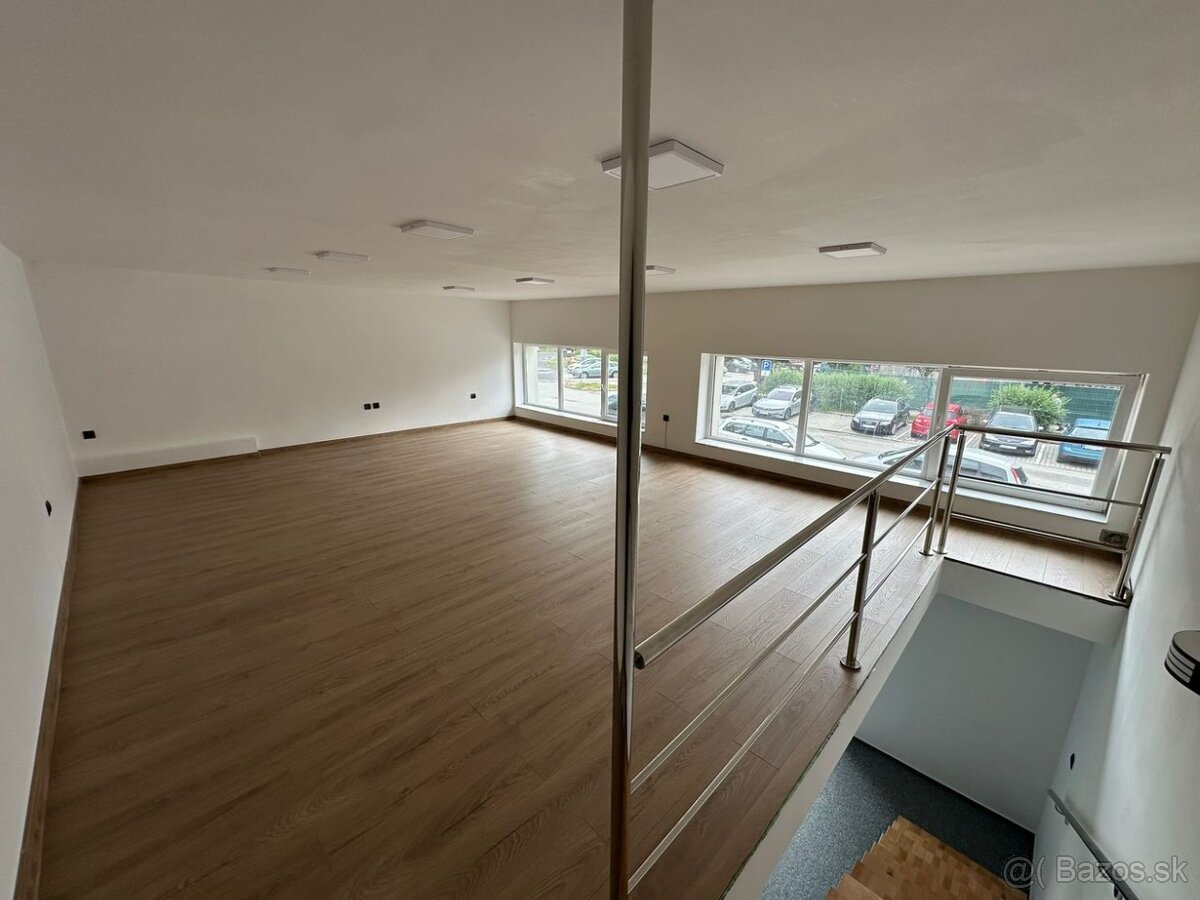 Moderný kancelársky priestor v centre Ružomberka(150 m2) - 2