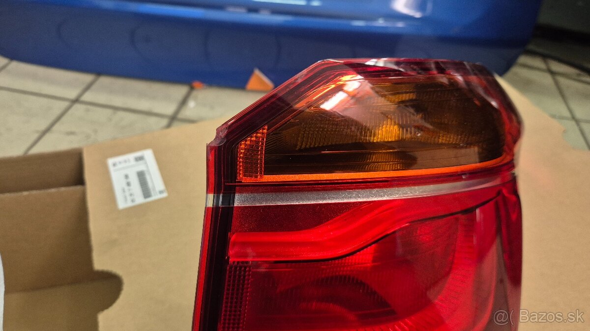 Bmw x 1 prave zadne svetlo - 2