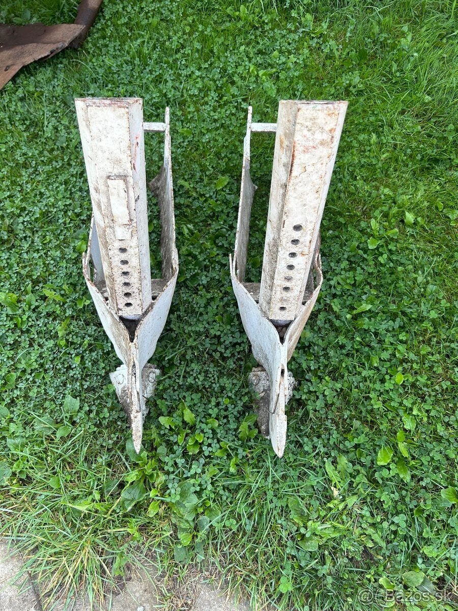 Predám diely na sadzač Agrozet - 2