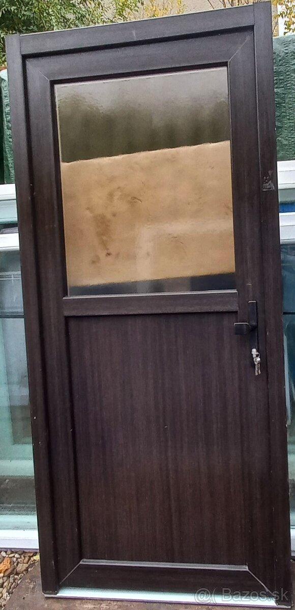 Predám použite dvere 100x210 , 100x220 ,115 x 213 - 2