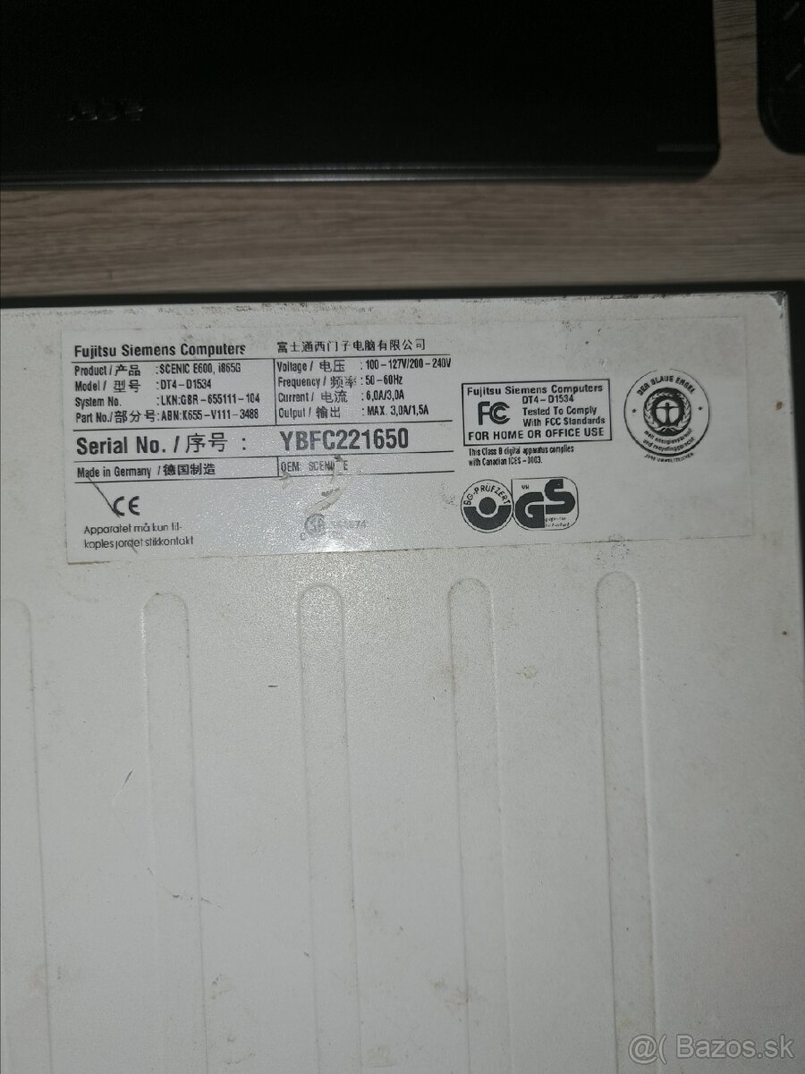 Retro PC Fujitsu Siemens SCENIC E600 (Pentium 4, i865G) - 2