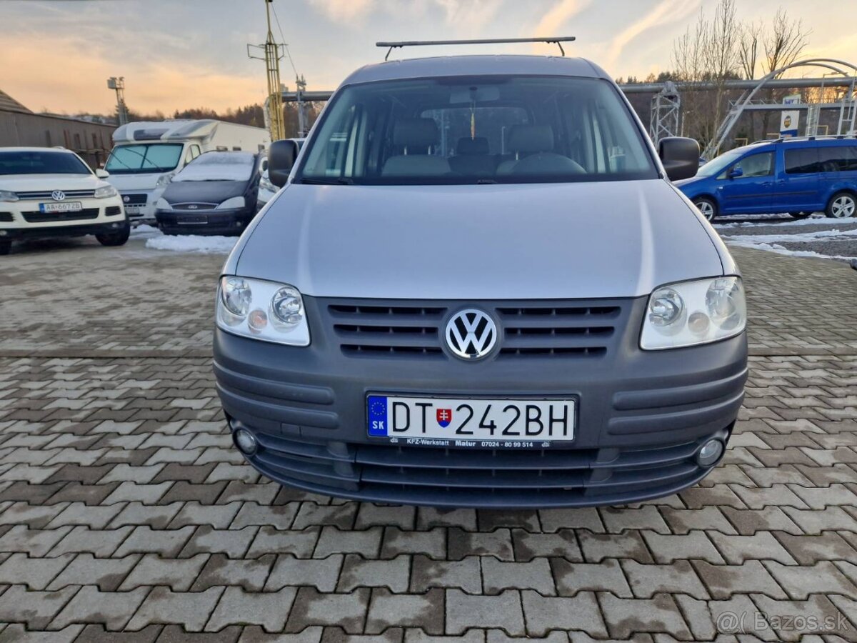 Predám Volkswagen Caddy 1.9 TDI 77 KW r.v.2009.Ohrev,7-miest - 2