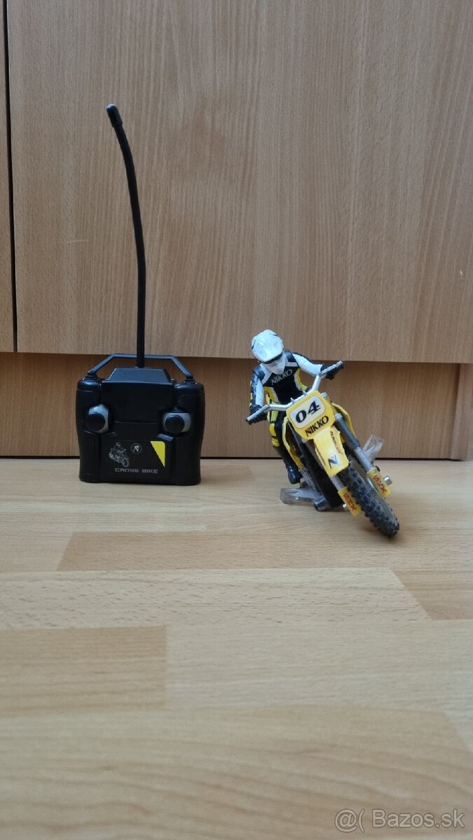 Motorka na ovládanie - 2