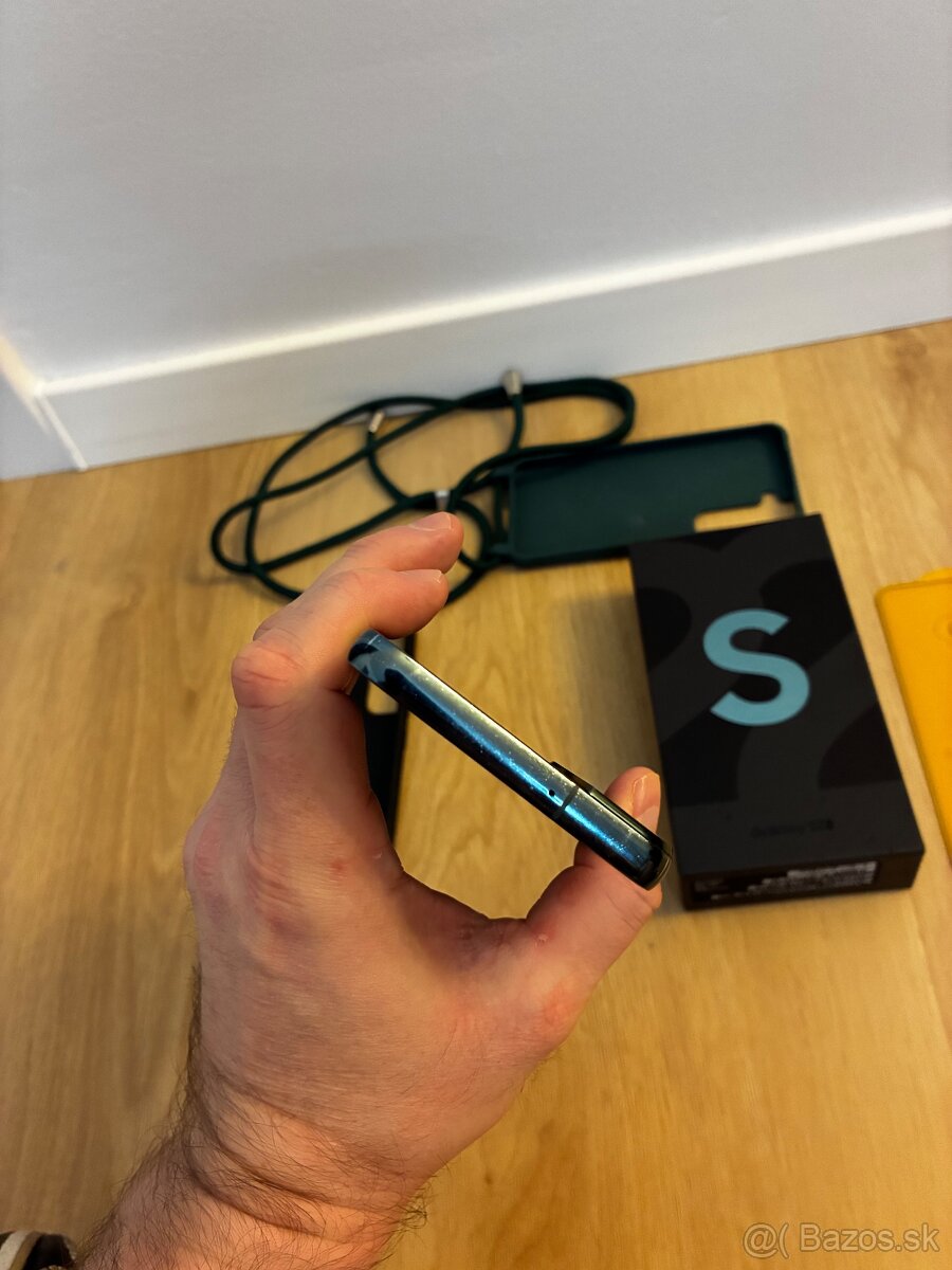 Samsung S22 128GB - 2