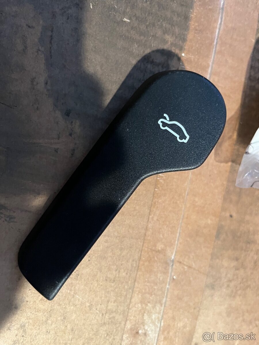 Predám náhradné diely na Octaviu,Fábiu,Superb - 2