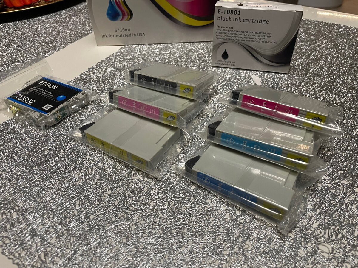 Darujem tonery Epson - 2