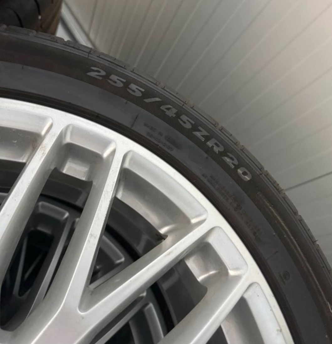 255 45 r20 originál disky Q5 SQ5 - 2